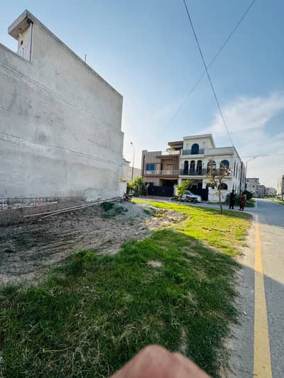 10 Marla Full Possession Paid Plot For Sale - Crystal Block