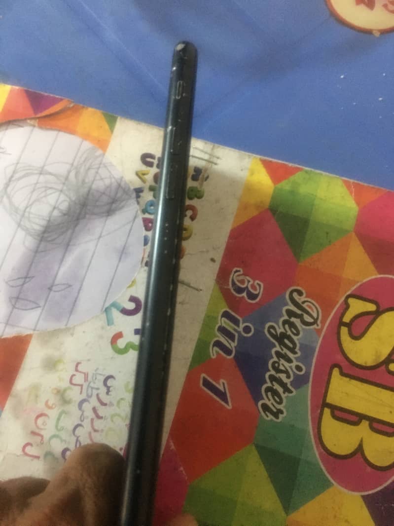 Apple iPhone 7 Plus 1