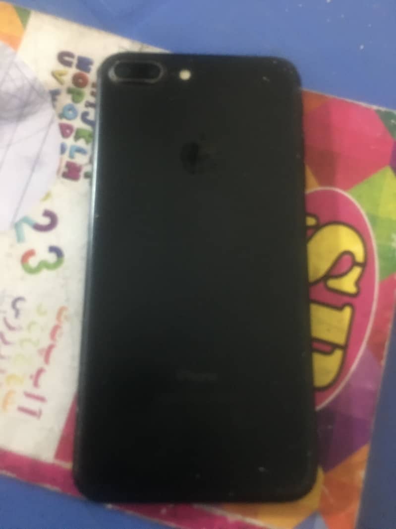 Apple iPhone 7 Plus 2