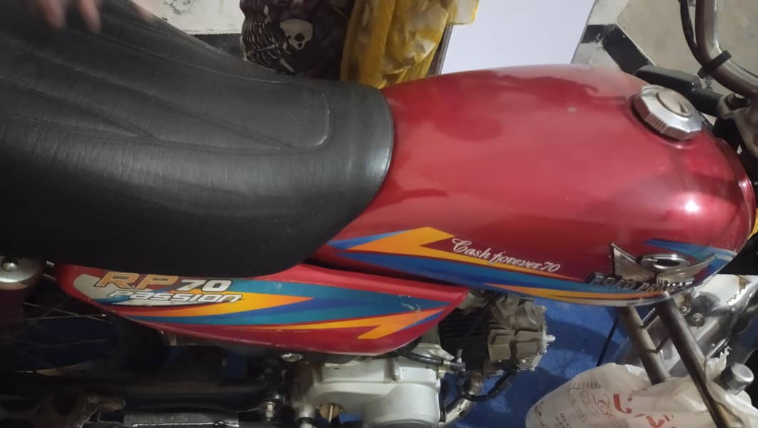  موٹر سائیکل فروخت کے لیے — بہترین کنڈیشن، مناسب قیمت 6