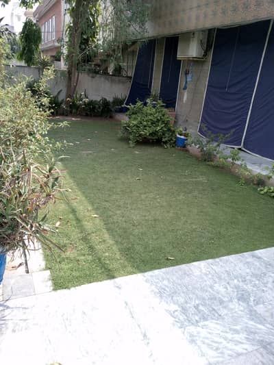 1 kanal double story house for rent