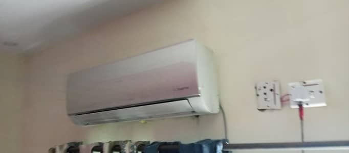 Haier 1 Ton DC Inverter AC