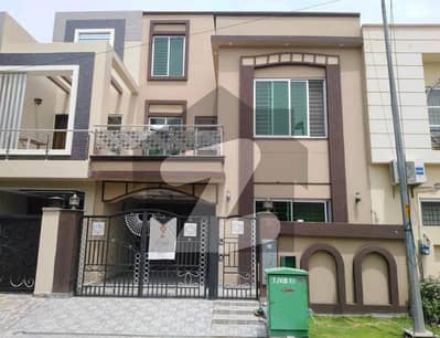 5 Marla Like New Out Class House For Rent In AA Block Sector D Bahria Town