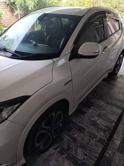 Honda Vezel 2016