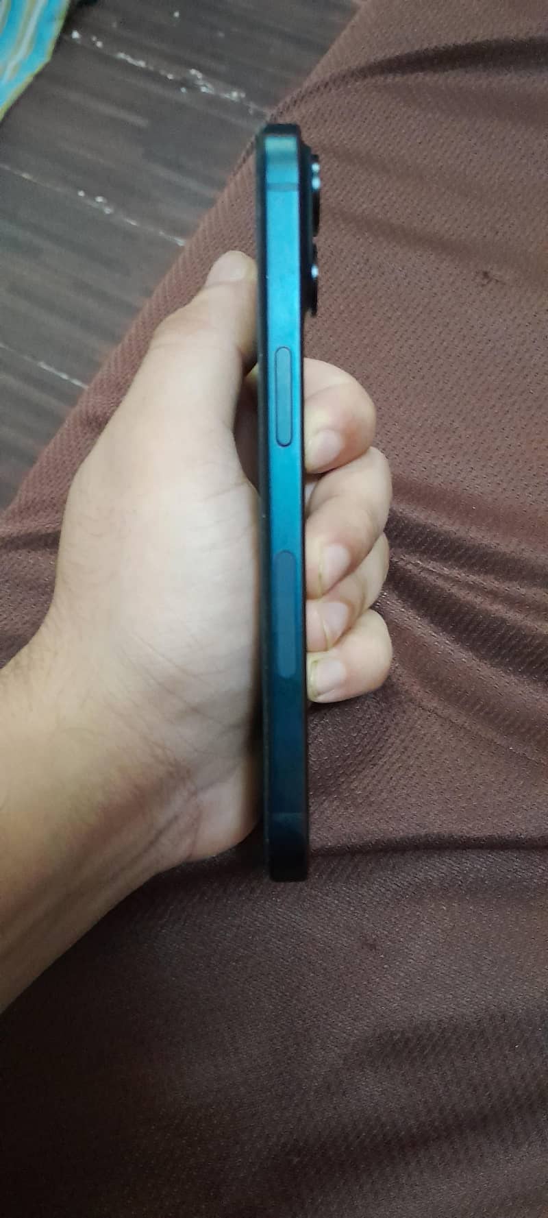 Apple iPhone 15 2