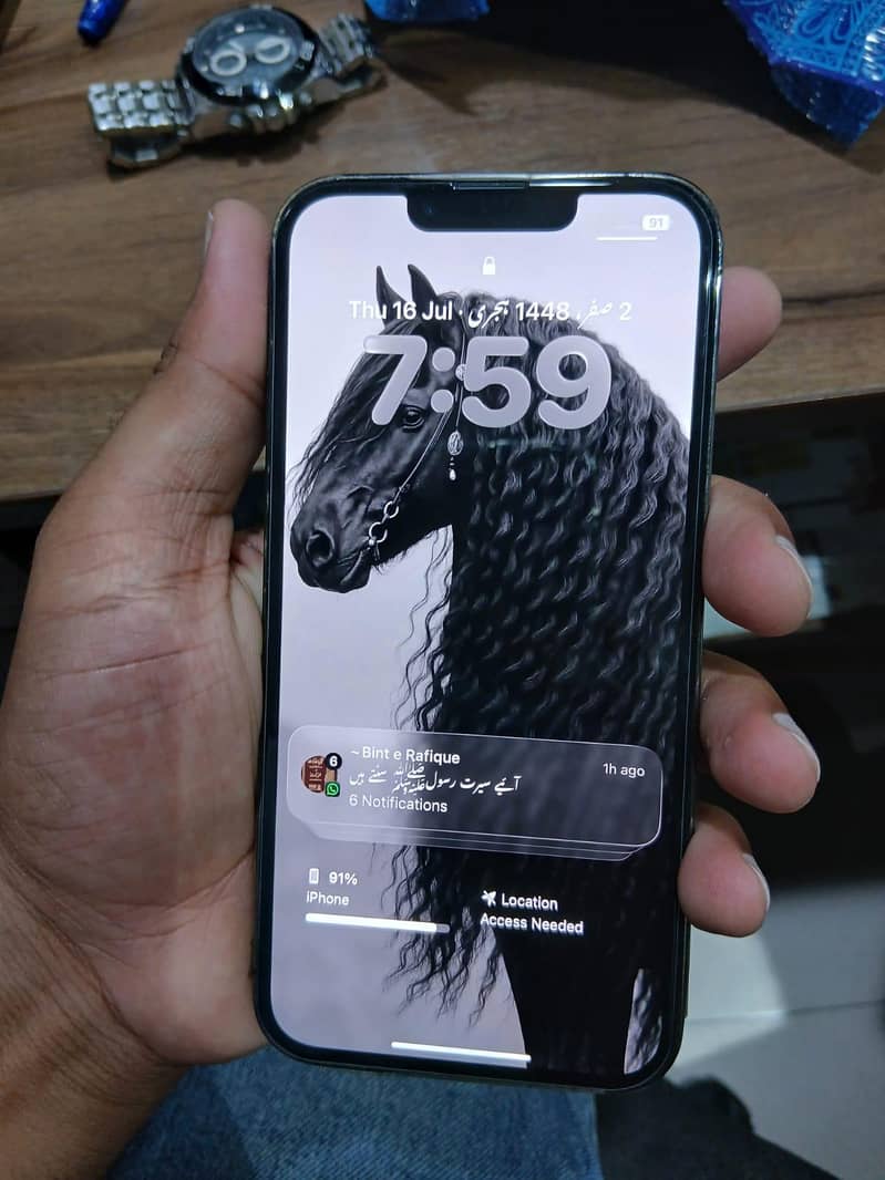 Apple iPhone 13 Pro 4