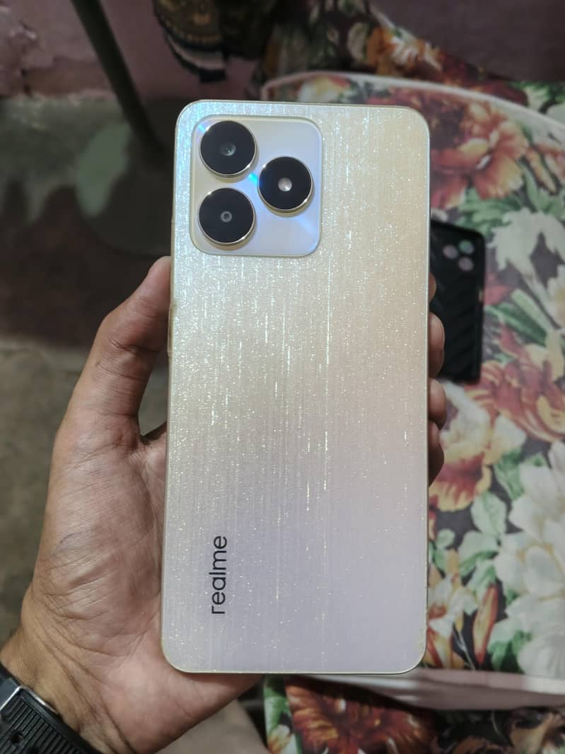 Realme C53 2