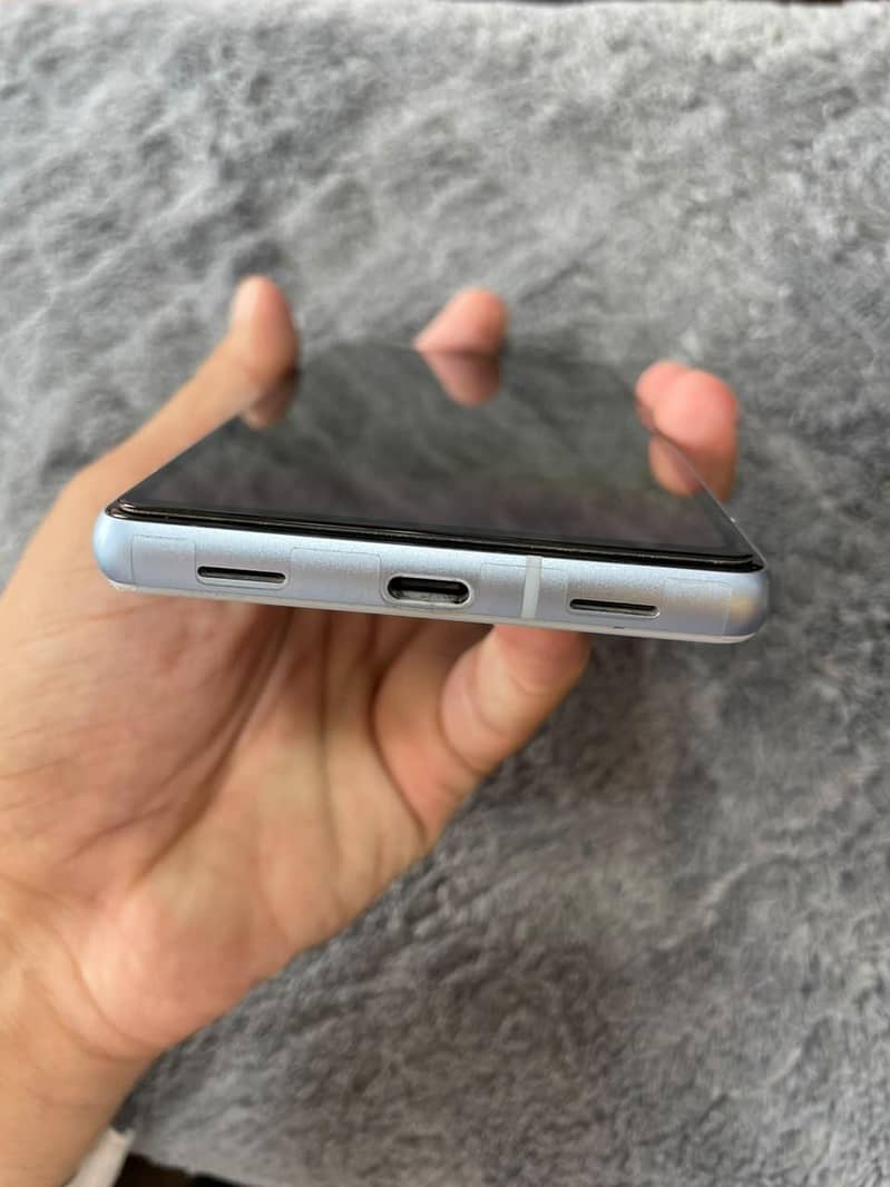 Google Pixel 7a 3