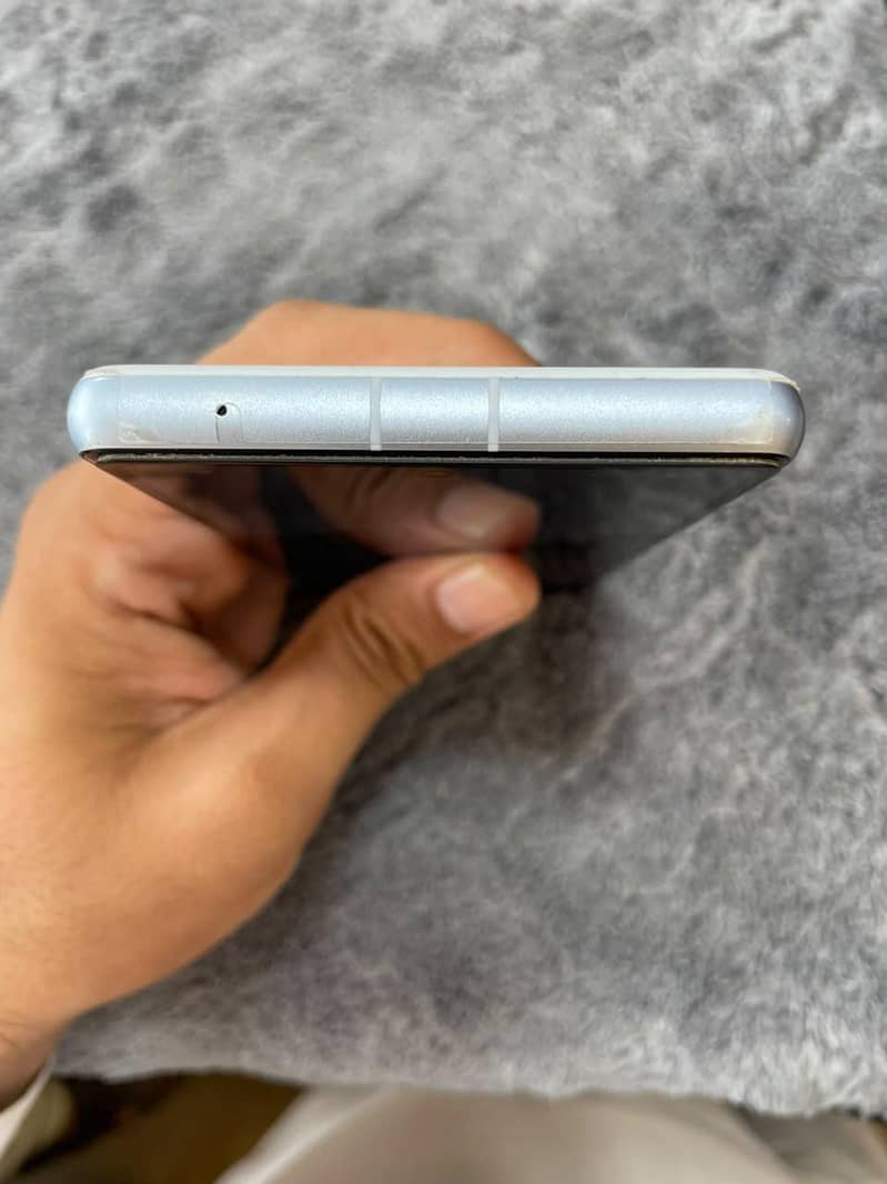 Google Pixel 7a 4