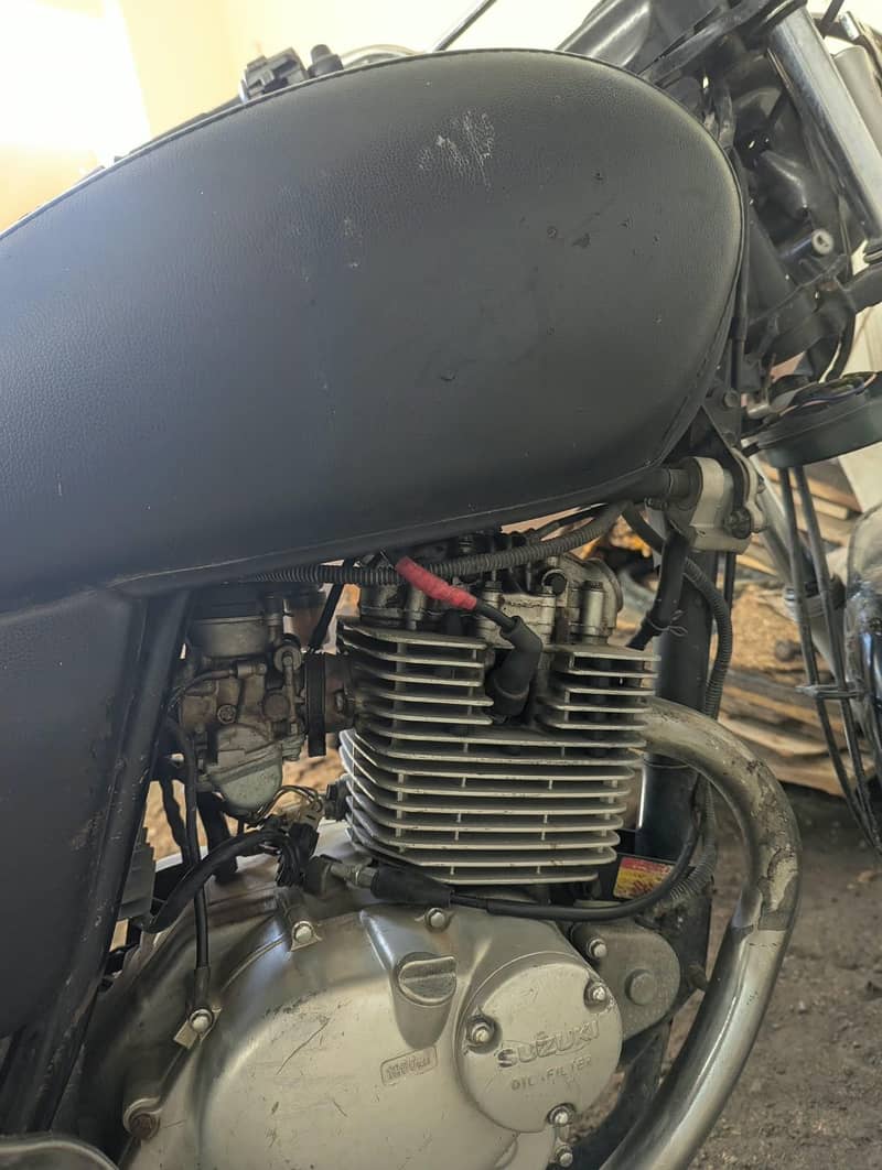 Suzuki 1