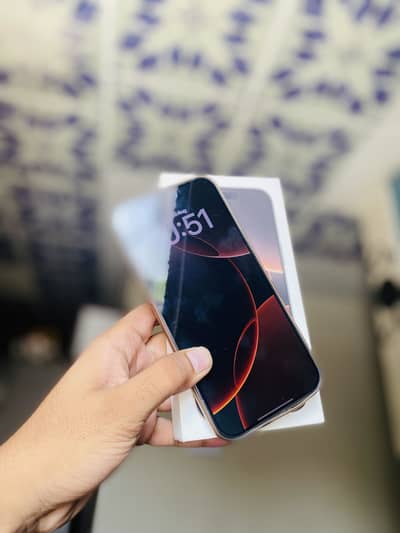 Apple iPhone 16 Pro Max