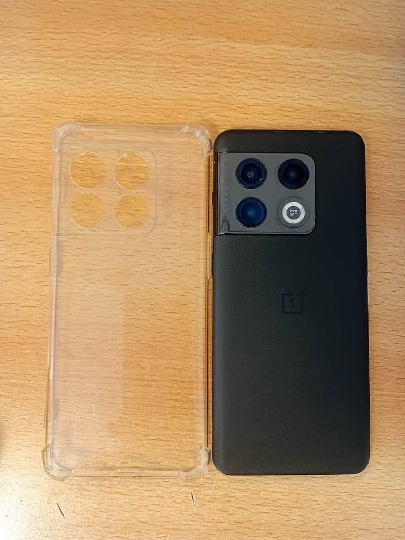 One Plus 10 Pro 1