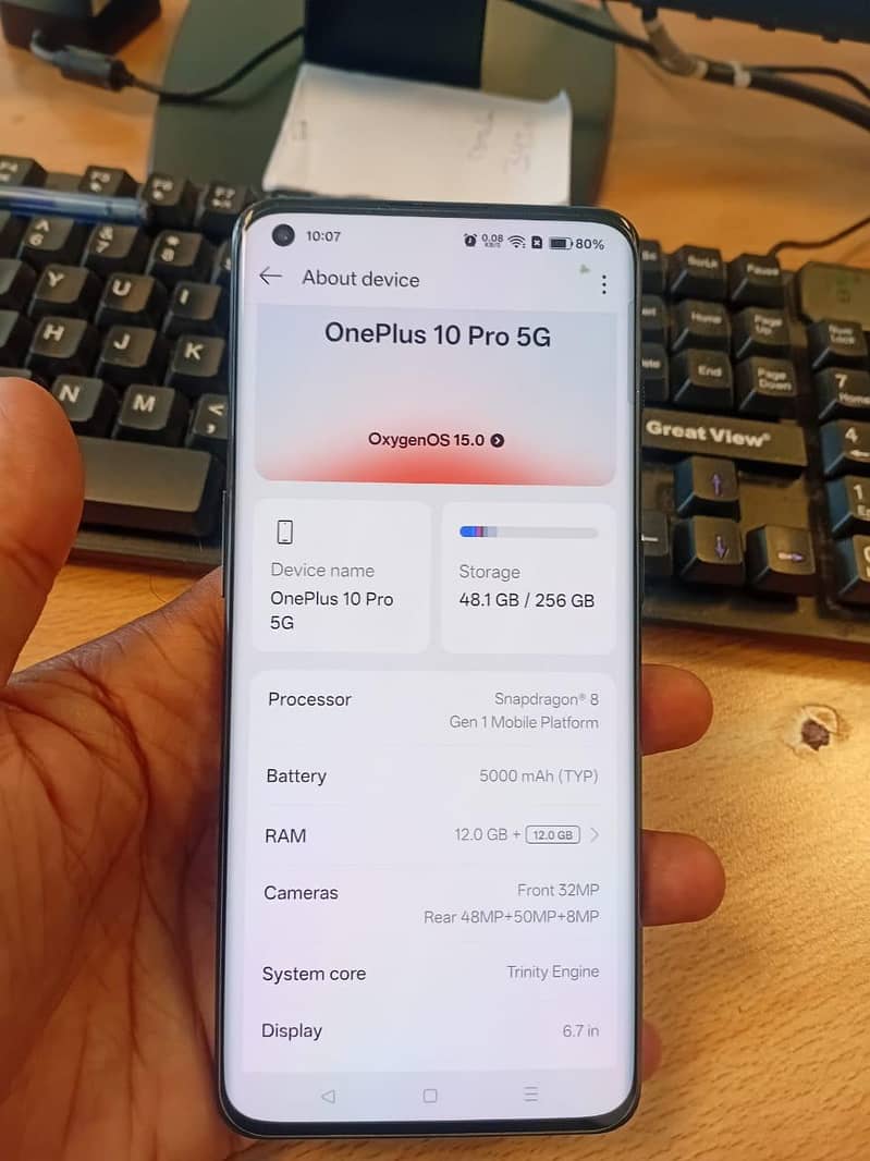 One Plus 10 Pro 6