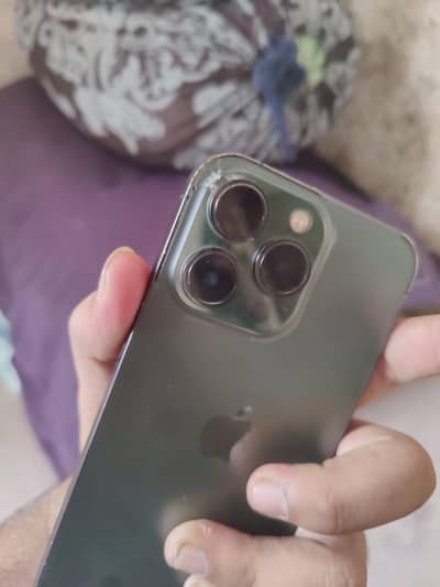 Apple iPhone 13 Pro