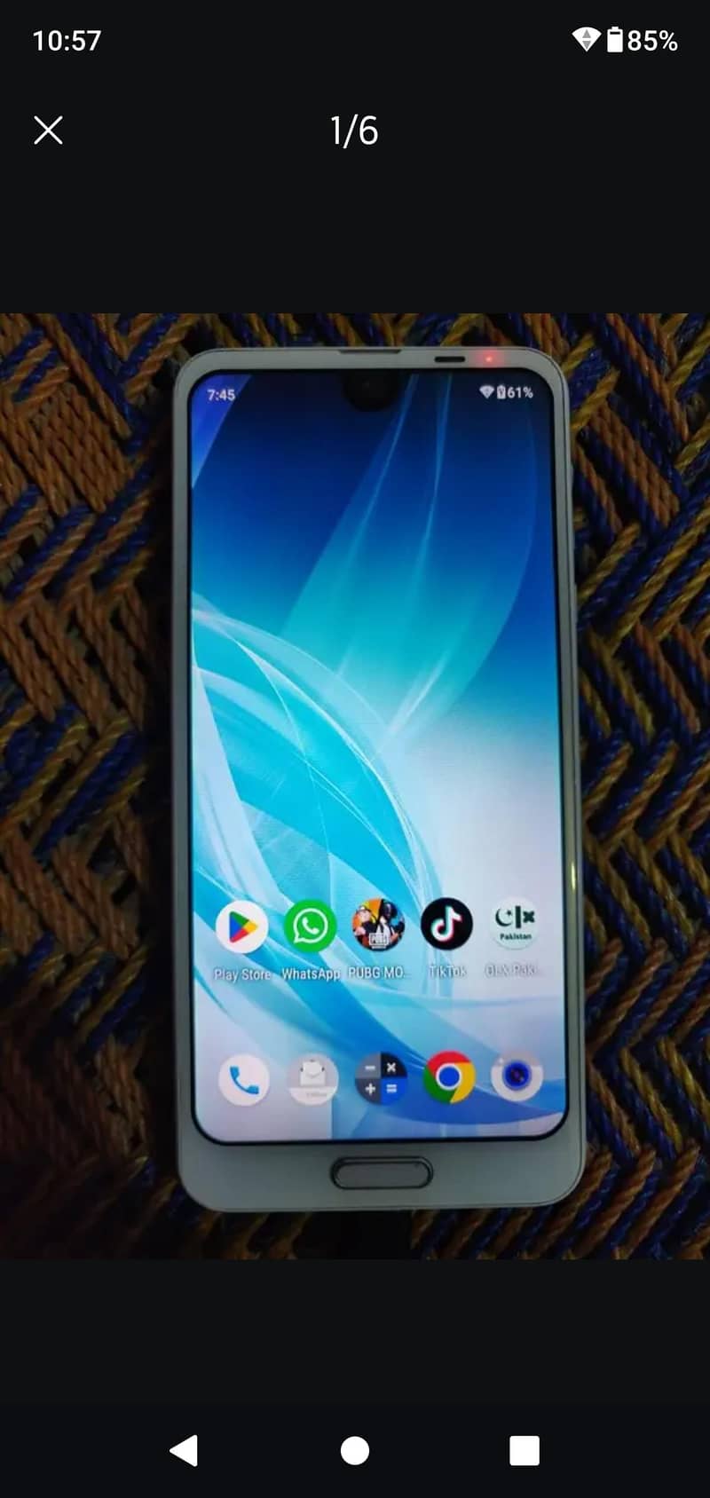Sharp Aquos R2 0