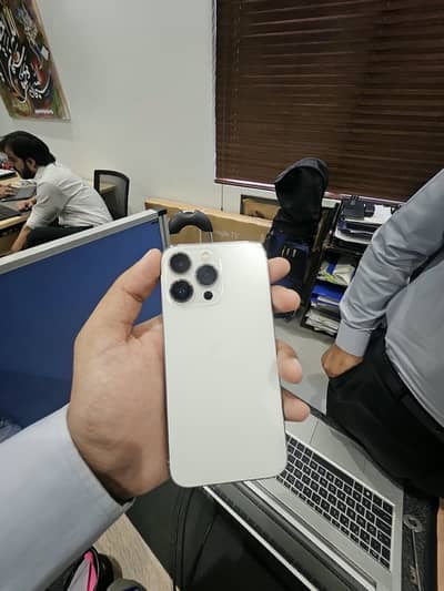 Apple iPhone 13 Pro