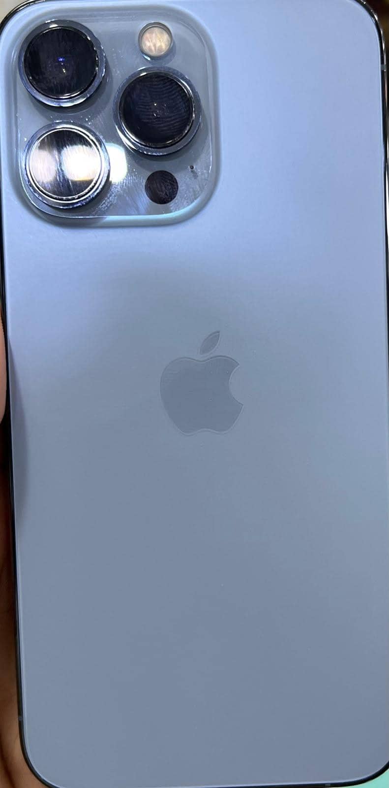 Apple iPhone 13 Pro 1