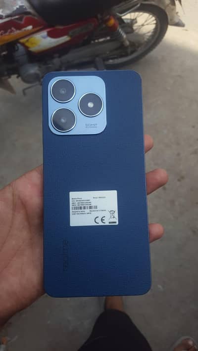 Realme C63