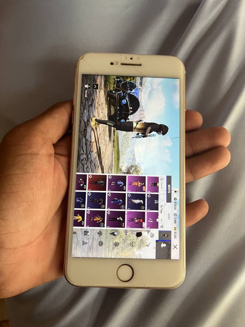 Apple iPhone 8 Plus 6