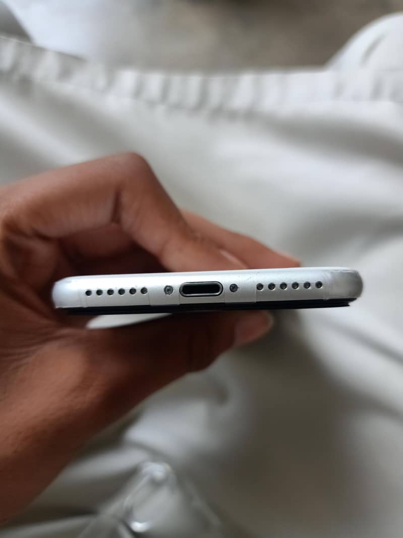 Apple iPhone SE 5