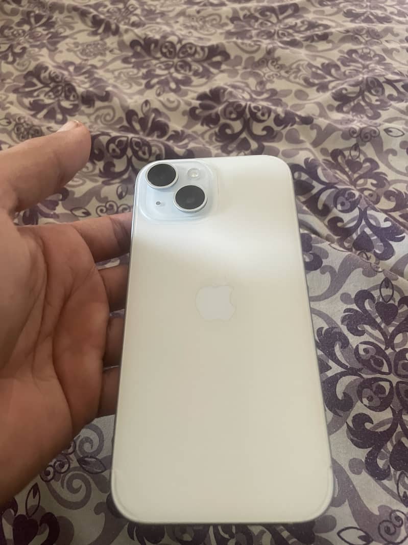 Apple iPhone 15 1