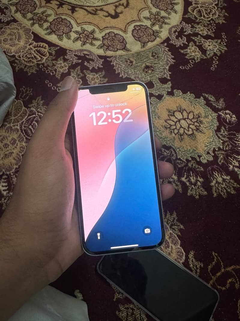 Apple iPhone 12 2