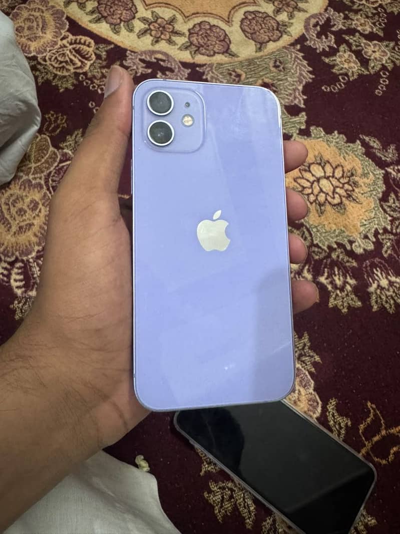 Apple iPhone 12 5