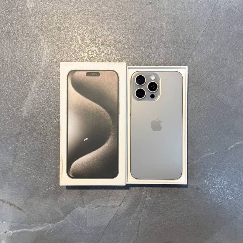 Apple iPhone 15 Pro Max 2