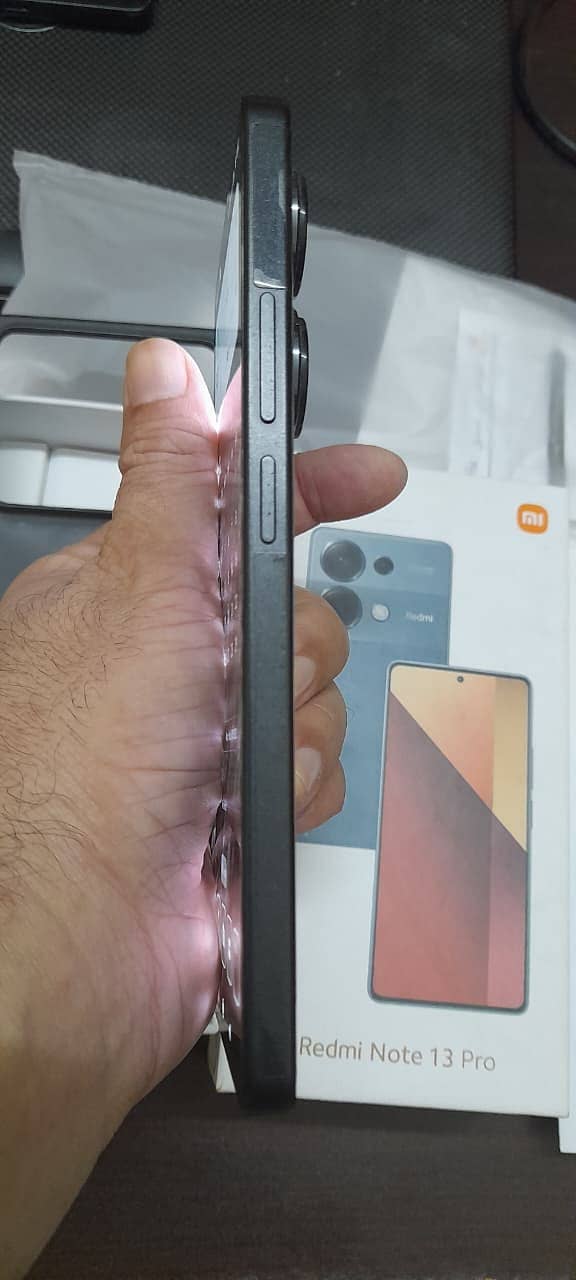 Xiaomi Redmi Note 13 Pro 7
