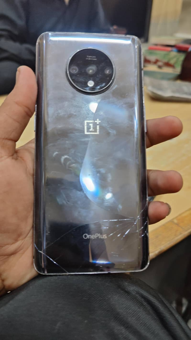 One Plus 7T 4