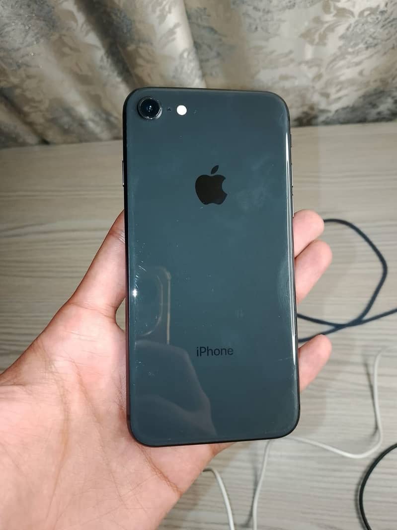 Apple iPhone 8 2