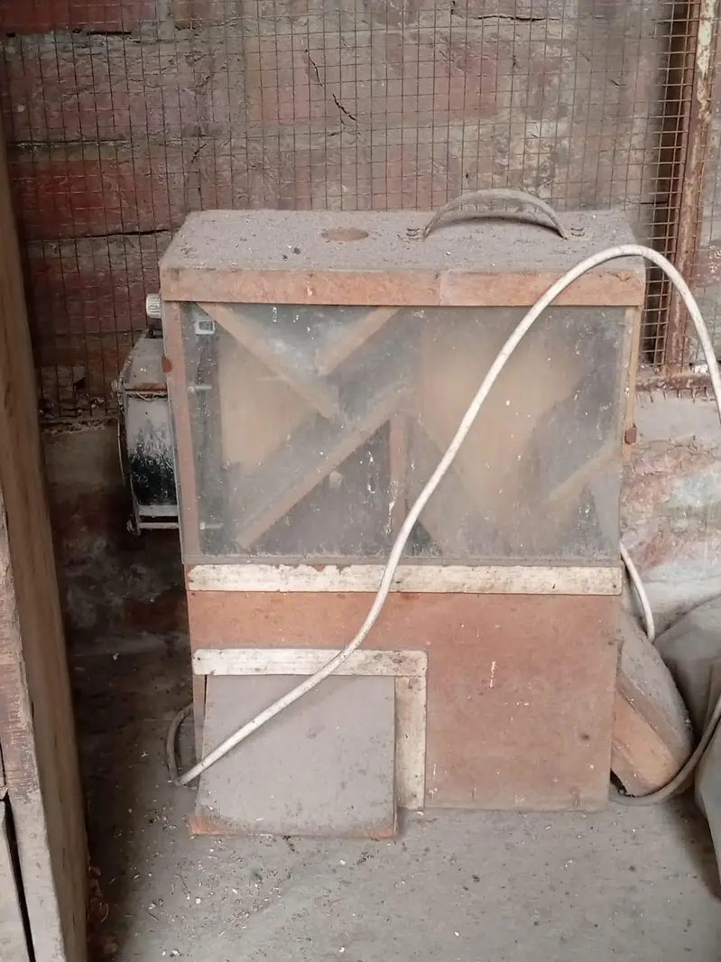 03054093956 bird cages,boxes ,machine — photo 9