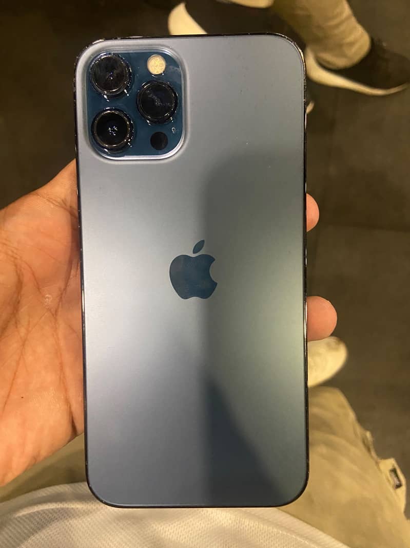 Apple iPhone 12 Pro Max 2