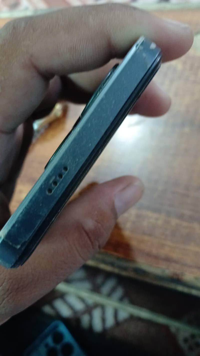 Tecno Spark 20C 4