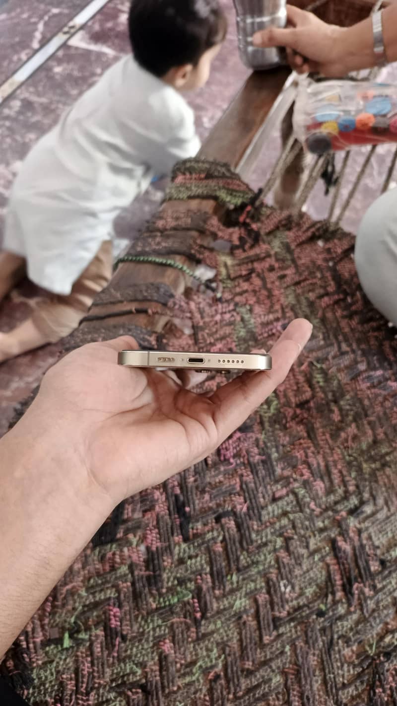 Apple iPhone 12 Pro Max 4