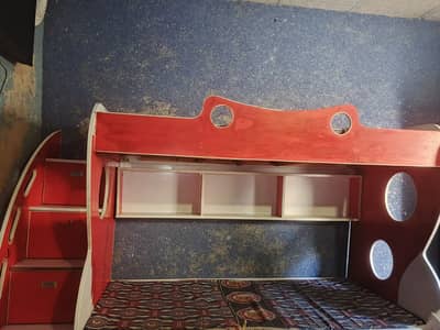 bunk bed with 2 mattress