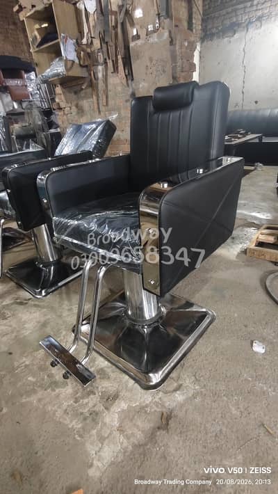 Saloon chairs/salon chair/Saloon furniture/Barber chair/Manicure