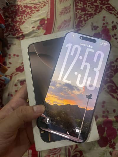 Apple iPhone 16 Pro Max