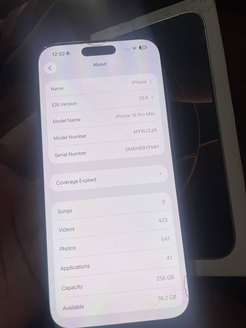 Apple iPhone 16 Pro Max 4