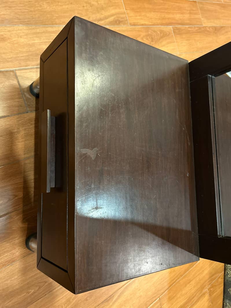 Dark Brown Dressing Table 3