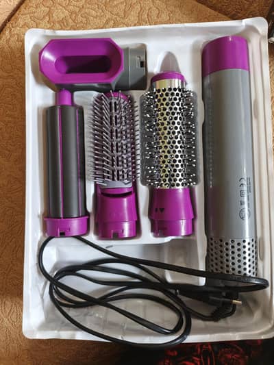 hair styler/ hair dryer