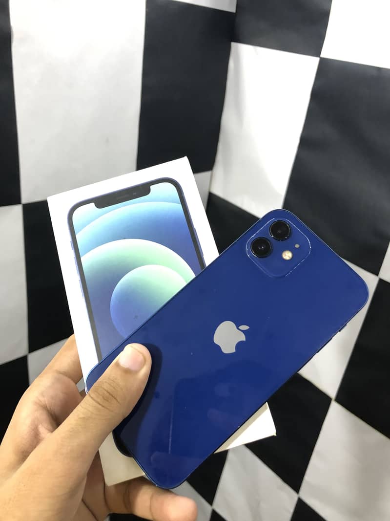 Apple iPhone 12 3