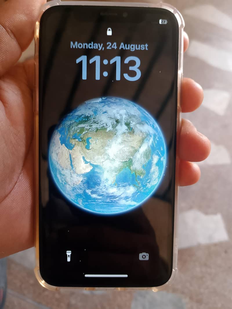 Apple iPhone XS 1
