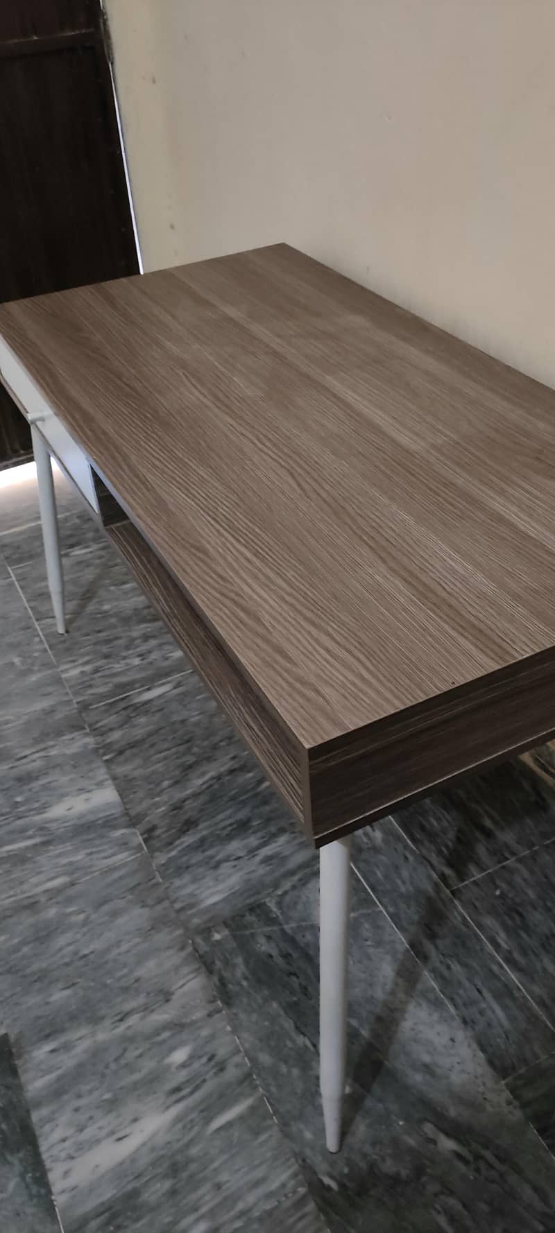 Computer Table | With Drawer | Almost New 1