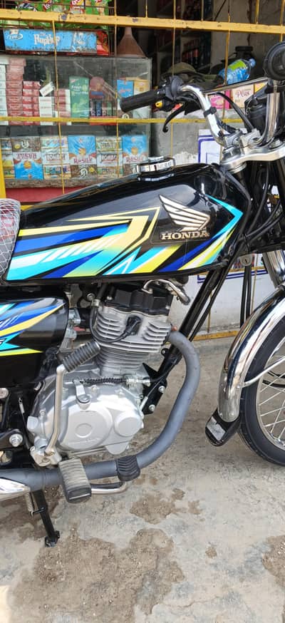 Honda 125 26 model hai brand new condition 03396464638