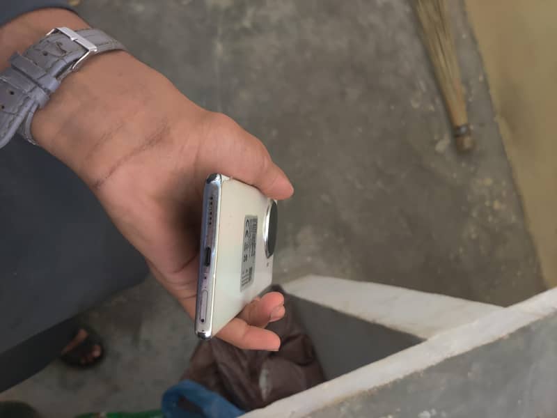 spark 20 pro plus 2