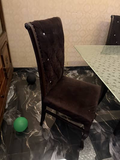 Dining table with 6 chairs