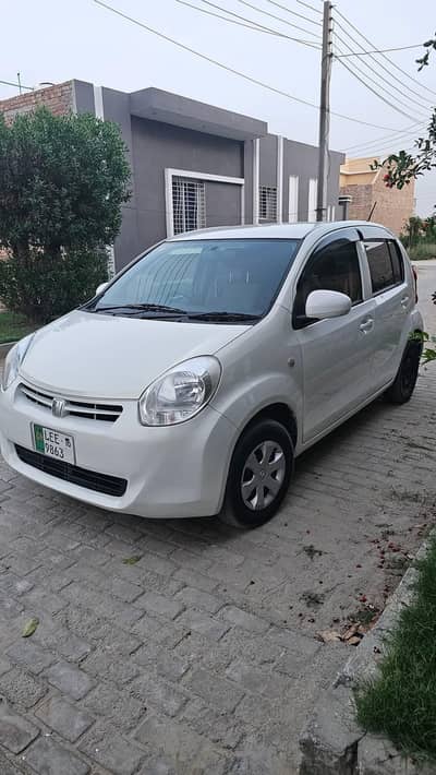 Toyota Passo 2013