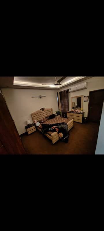 G 11 3 beautiful fully furnished Room available for rent tv lounge Kitchen on sharing only Client