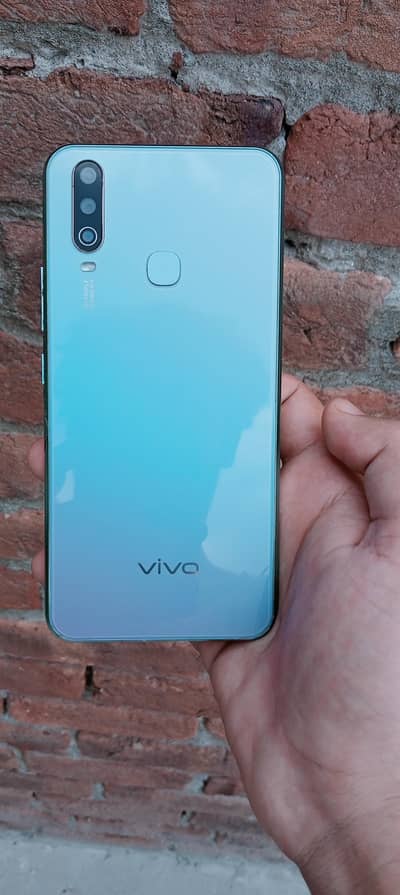 Vivo Y17